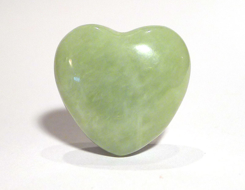 Chinese Serpentine ("New Jade") Heart